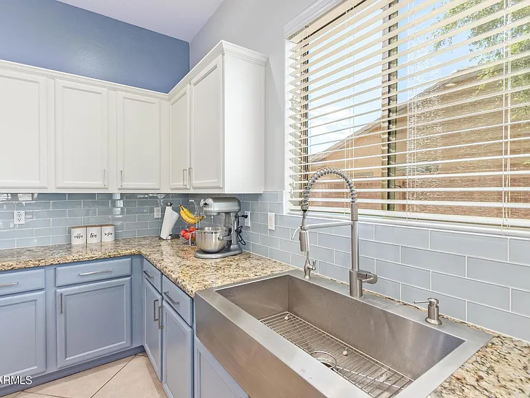 4250 S Lafayette Dr — Photo 14