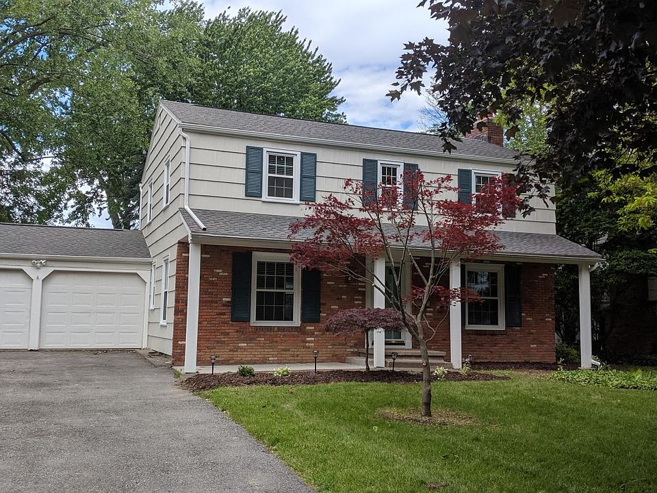 1st image of 17 Green Hill Ln