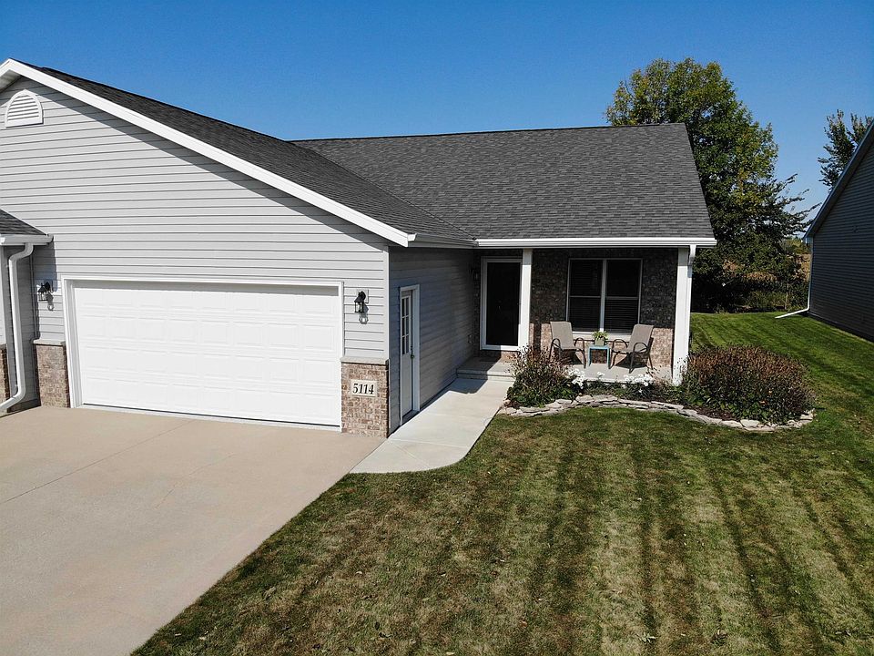 1st image of W5114 Blue Heron Ct