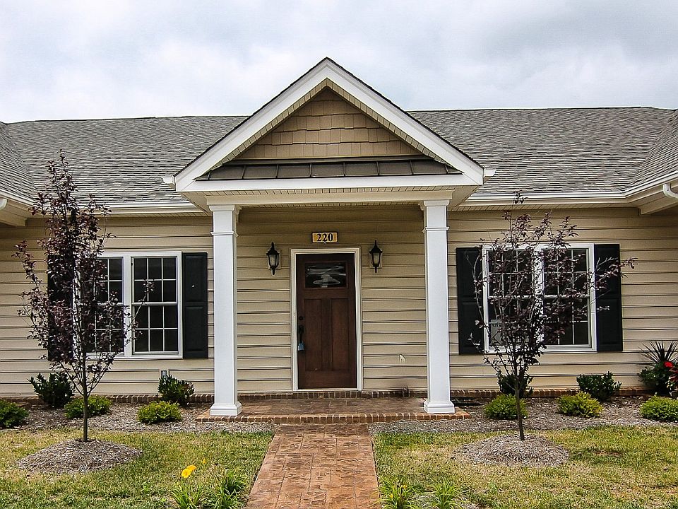 For Sale: 221  Meridian St, Lynchburg City, Virginia 24502