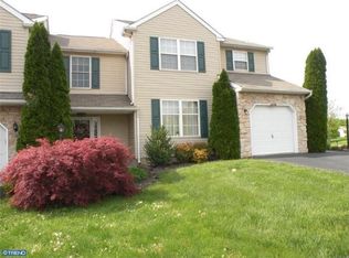 1353 Valley Dr, Lansdale, PA 19446