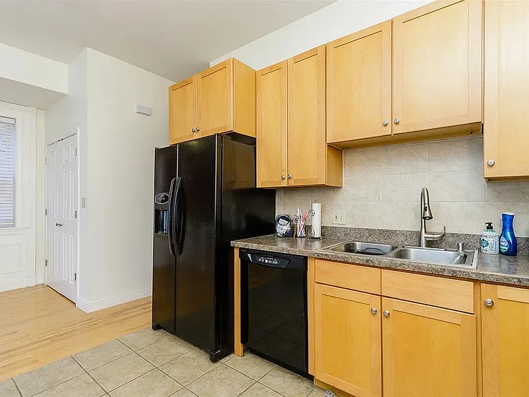 4063 Shenandoah Ave #A — Photo 8