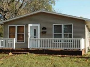 512 N Main Cross St, Vevay, IN 47043