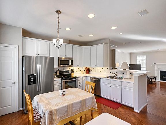 2nd image of 13108 Shamrock Glen Dr #102