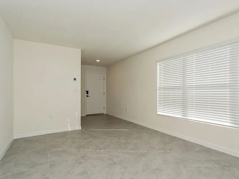 5185 Rocky Coast Pl — Photo 3