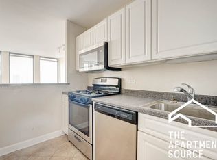 444 W Fullerton Pkwy APT 1105, Chicago, IL 60614