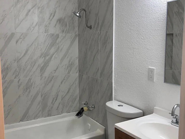 149 Rounds St — Photo 11