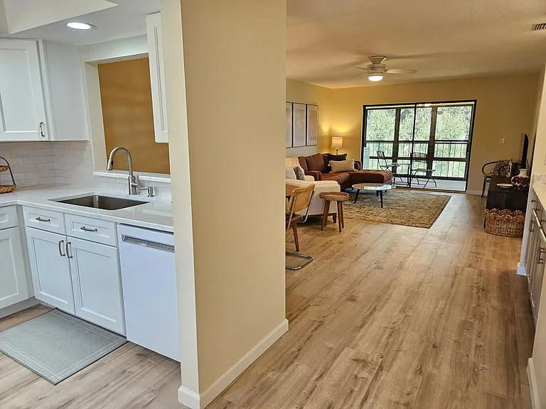 744 Avenida Estancia #144B — Photo 7