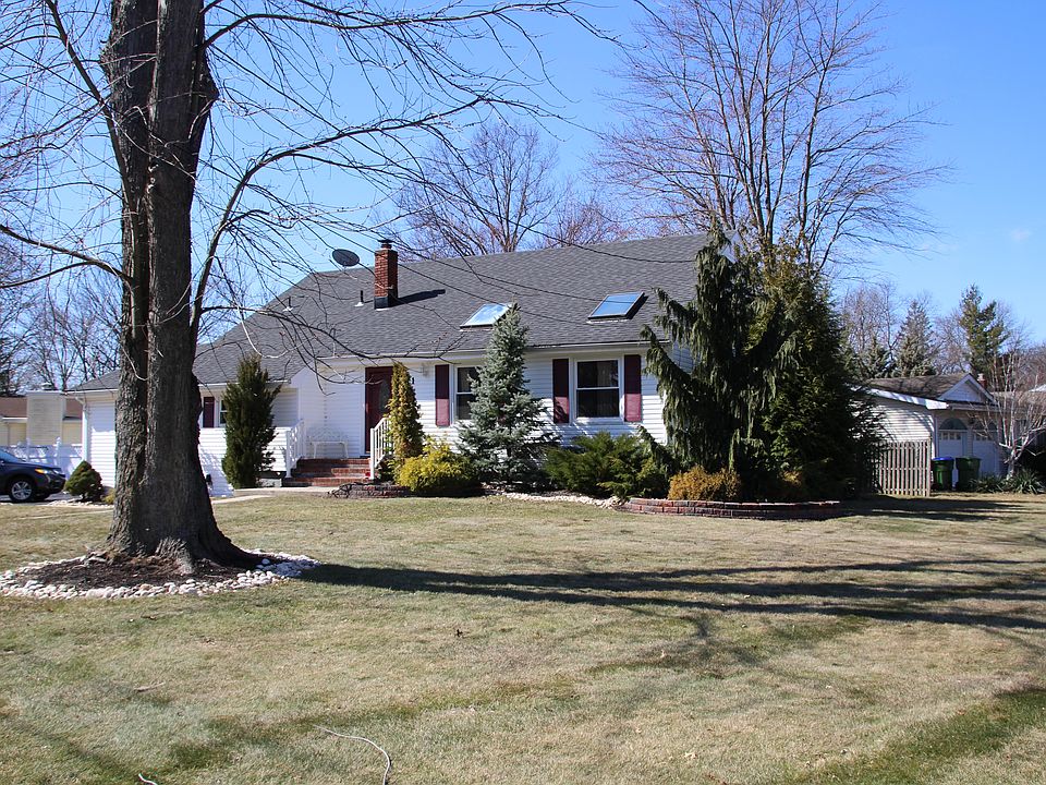 HouseFront