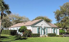 3rd image of 353 Silver Moss Dr