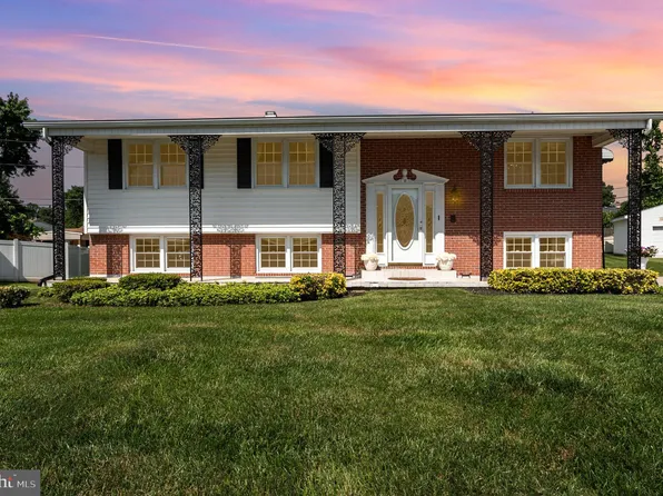 11 Glenwest Ct, Rosedale, MD 21237