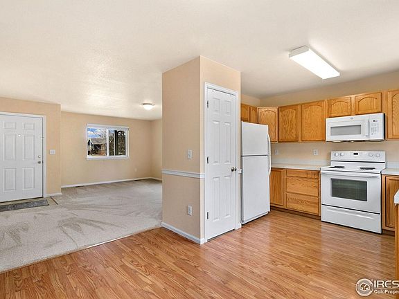 5th image of 686 Lavastone Ave
