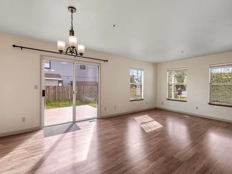 2436 Paul Minnie Ave — Photo 29