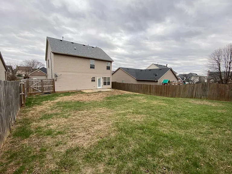 111 Warren Pass — Photo 37