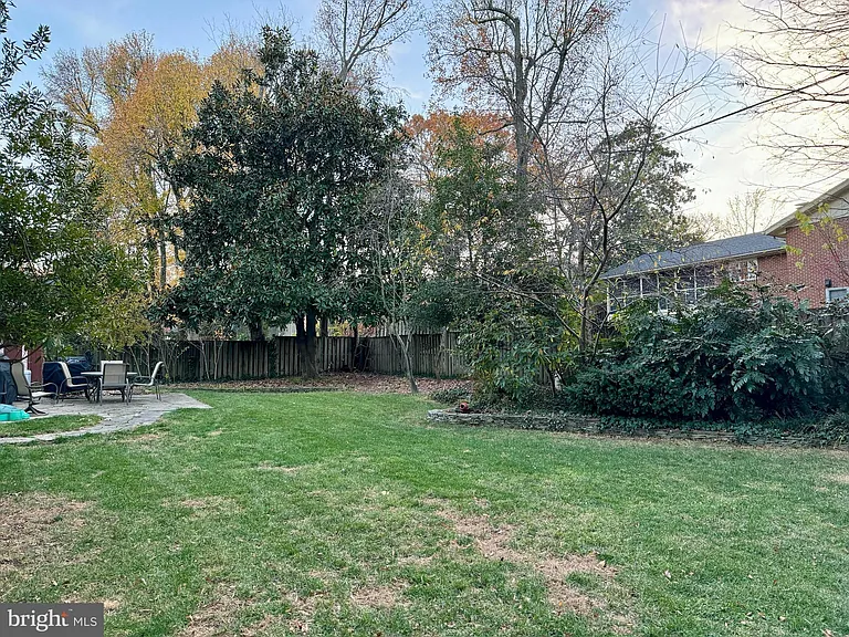 6910 Park Terrace Dr — Photo 38