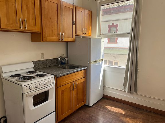 5th image of 102 N Hotel St #2B