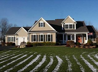 30 Golden Pond Trl, Spencerport, NY 14559