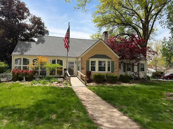 1302 E Corning St, Red Oak, IA 51566