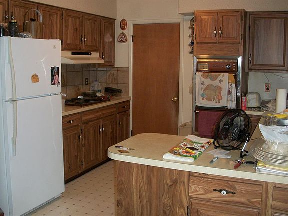 5th image of 1240 Cranbrook Dr