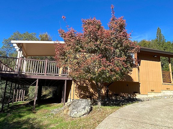 4th image of 2088 Oak Leaf Ct