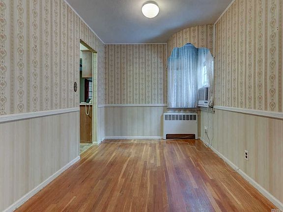 4th image of 2716 Janet Ave