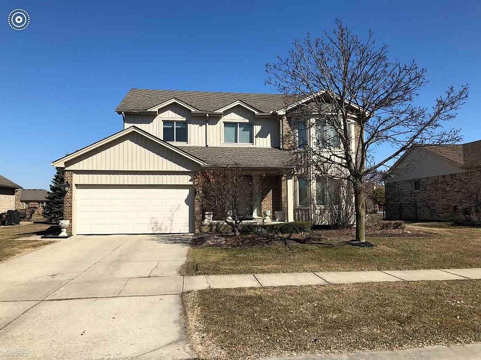1st image of 15719 Mulberry Dr