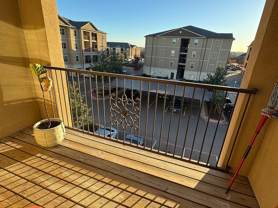 1st image of 2401 W Pflugerville Pkwy #0