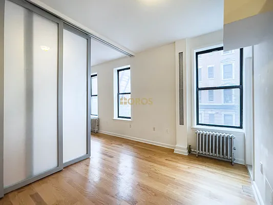 Rented by City Connections Realty | media 12