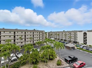 1023 Anglers CV #E503, MARCO ISLAND, FL 34145