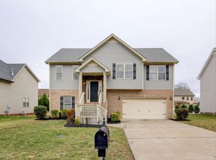 583 Press Grove Dr, Clarksville, TN 37043