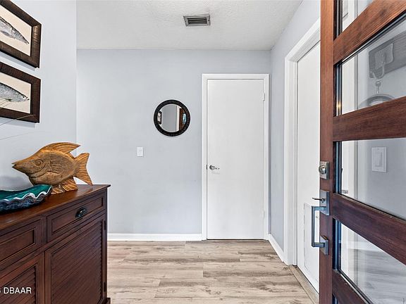 3rd image of 29 Pelican Ln