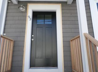 93 Cottage St, Chelsea, MA 02150