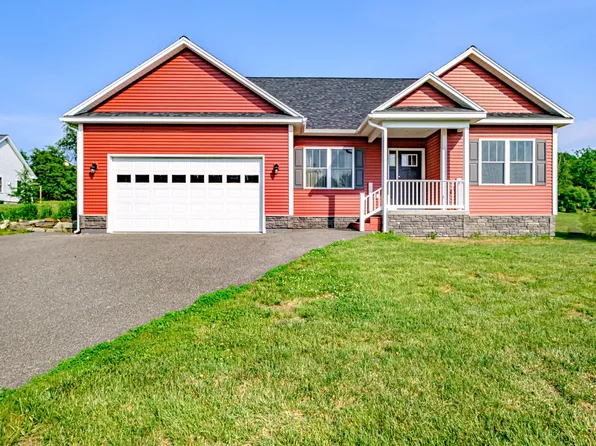 9 Fieldstone Drive, Augusta, ME 04330