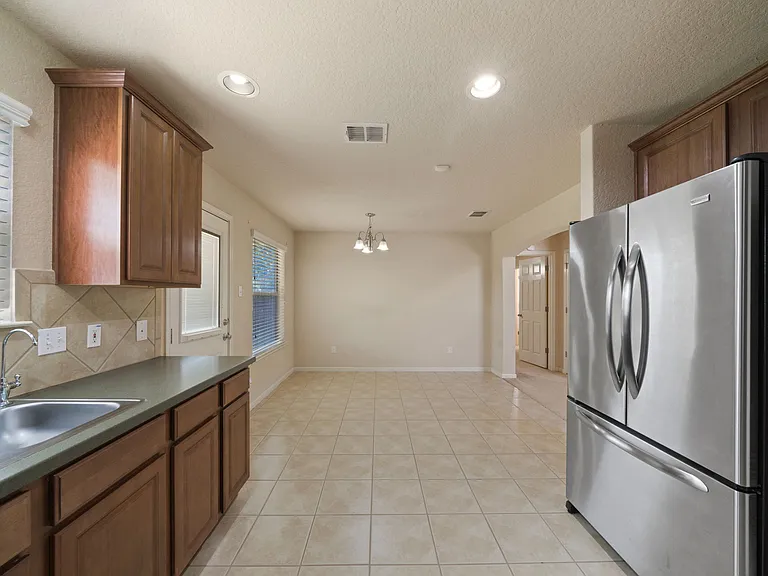 10318 Pinehurst Run — Photo 12