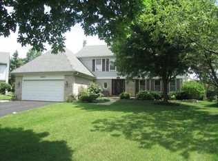 1003 E Amberwood Cir, Naperville, IL 60563