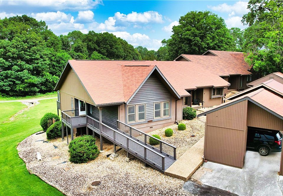 1st image of 45 Melinda Ln