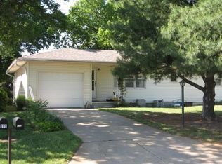 111 Hilltop Dr, Abilene, KS 67410