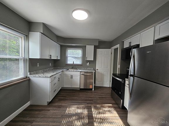 5th image of 1927 Knollridge Ln
