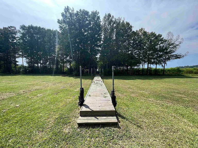 1901 Miller Landing Rd — Photo 17