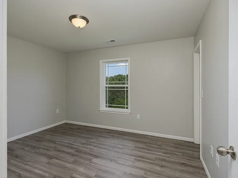 116 Whispering Meadows Pkwy — Photo 10