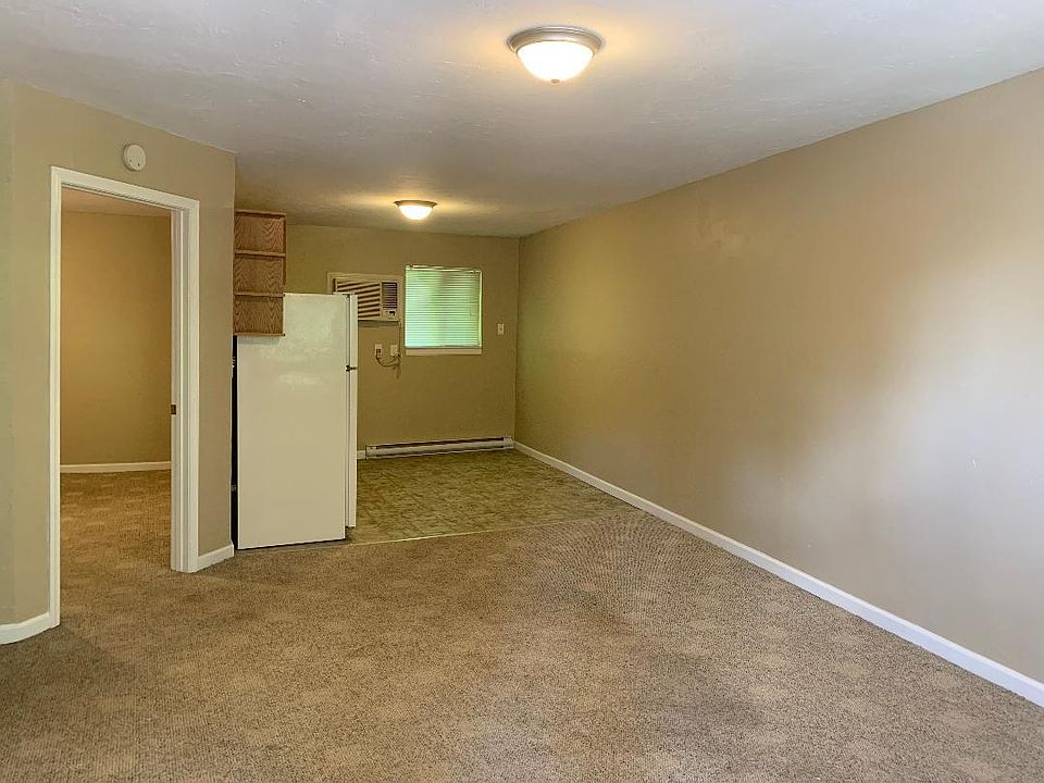1st image of 607 Westwood Ct