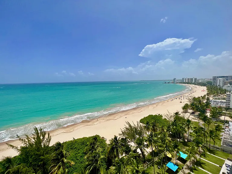 4745 Avenue Isla Verde — Photo 20