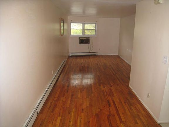 2nd image of 2416 36th St #2
