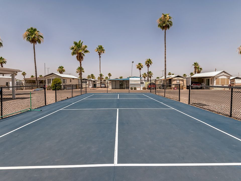 2nd image of 1050 S Arizona Blvd #22