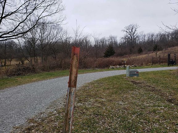 2nd image of 4180 Middle Urbana Rd