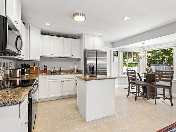 4th image of 5320 Bingham Drive