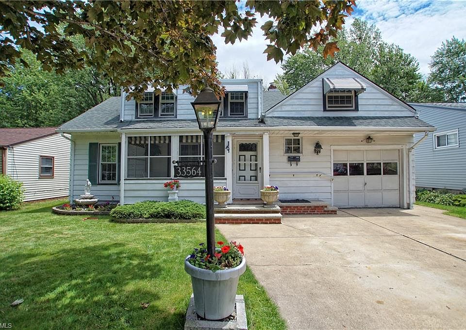 1st image of 33564 Willowick Dr