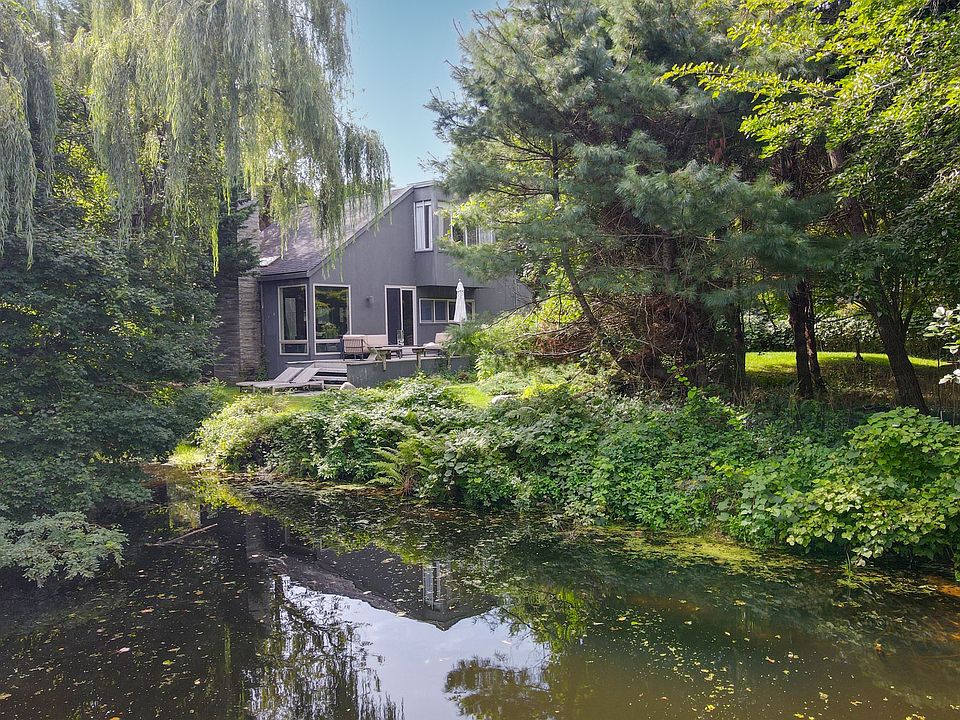 1st image of 212 Upper 7 Ponds Rd