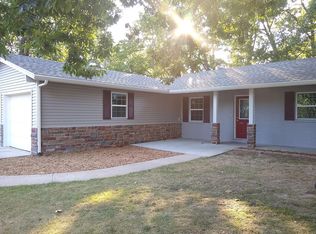 2429 County Road 4032, Holts Summit, MO 65043