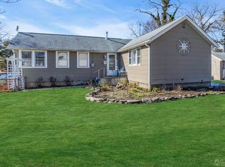 53 Holmes Pl, Middletown, NJ 07748